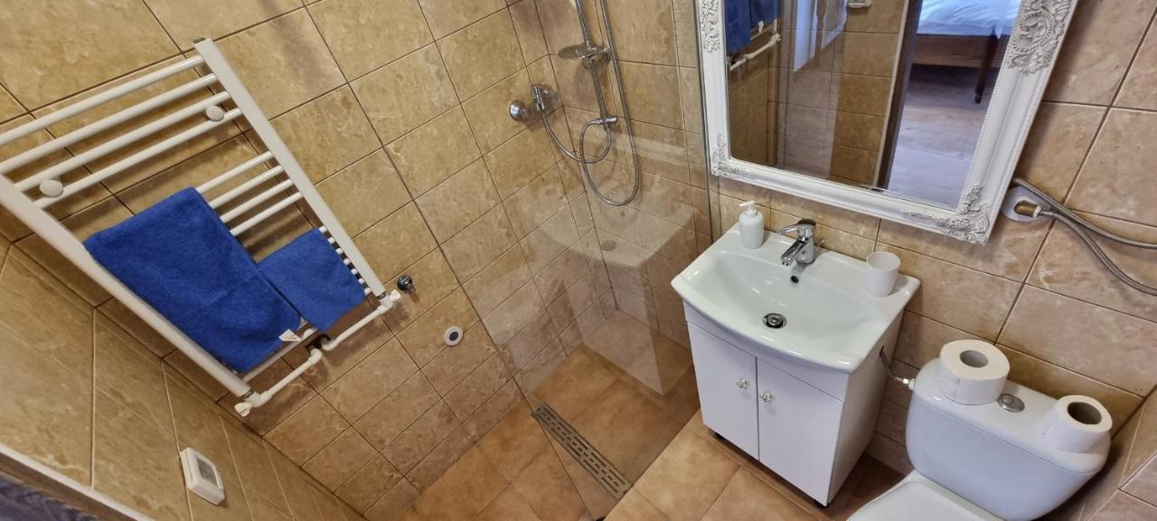 Veronica Studio Karácsonkő Kültér fotó